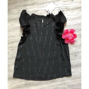 NWT Black Blouse with Ruffles 🖤size x small